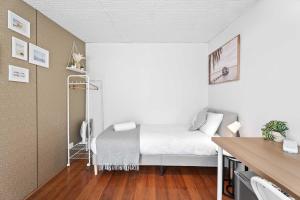 Courtyard Single Room - Serene Spot At Peakhurst - Shared Bathroom