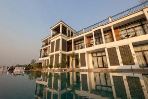 Damnak Mean Boutique