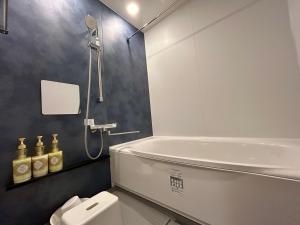 Kamakura Suzune - Japanese Modern Entire Home - Enoden View