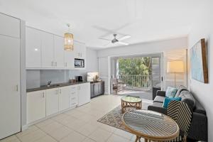 Belle Escapes 3434 Peppers Spa Suite