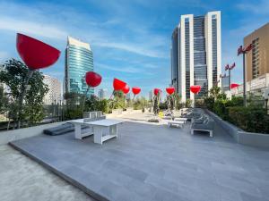 Panoramic View Dubai Mall 8 min walk Infinity pool