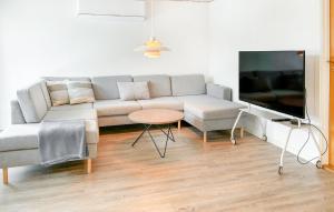 Cozy Home In Nykøbing M With Wifi