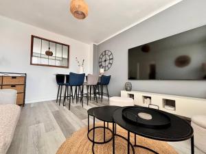 LAlizé, charmante maison avec balcon et patio