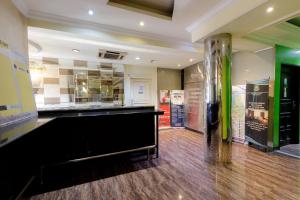 RedDoorz Plus near Simpang Tiga Tritayasa Cilegon