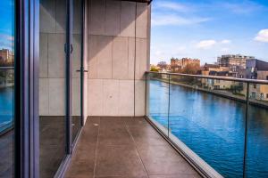 MySquare Modern One Bedroom Apartments in Old Street