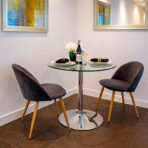 MySquare Modern One Bedroom Apartments in Old Street