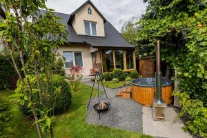 Dom w górach z kominkiem i balią ogrodową Sielanka