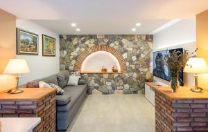 Awesome Apartment In Kraljevica With Wifi