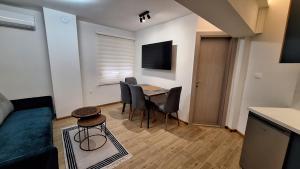 Monna Apartment - Downtown Corner
