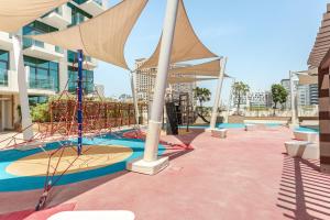 Stylish Studio near Downtown with pool