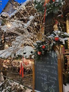 Casa Cositorarului Boutique Pension