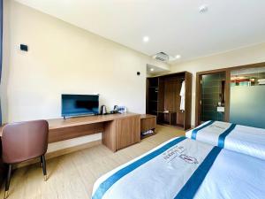 Sir Albert Beach Hotel