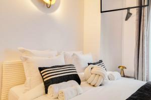 Comfortable Studio in a Lively Central Area