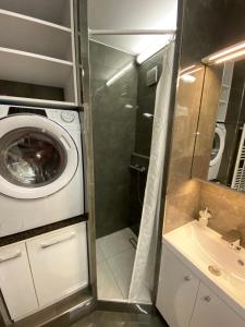 G604 - Panorámás, felújított, teljesen felszerelt lakás