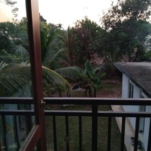 The Lake Garden Resort & Rooms Battaramulla Colombo