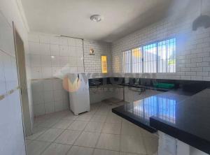 Casa a 700 metros da praia com churrasqueira e wifi