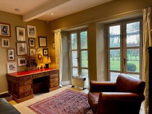 Hill House - Stylish 5 Bed Country House