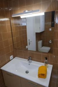 ALOJAMIENTO CON JARDIN 20KM BARCELONA