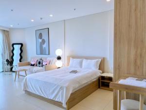 Căn hộ nghỉ dưỡng tiện nghi 5 sao - Hồ bơi vô cực- View Tháp Tam Thắng