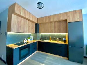 Sky Line Boarding Stay 6 Persons 24 7 Check In