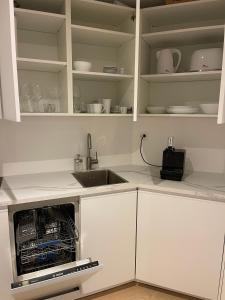 Wasserfall - Zentrum - Balkon - Seeblick - Küche