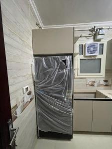 Cozy 1 bedroom, Living room and Spacious reception with View