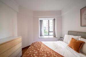 Tyms Gubei Premium 2BR Residence near Gubei CBD