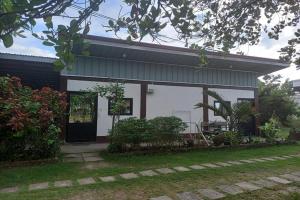 Seven Waves Beachfront Residence - La Union