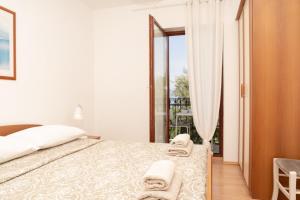 Gorgeous view, beach ca150m, WiFi, 33-3