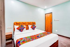 Via Emara Inn - Lalbagh Botanical Garden