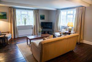 Luxury 3 Bed Cottage on Rewilding Estate