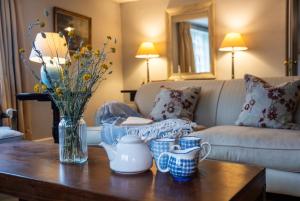 Luxury 3 Bed Cottage on Rewilding Estate