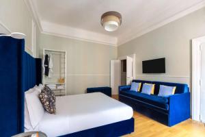 Casa Sistina 30 by Hili