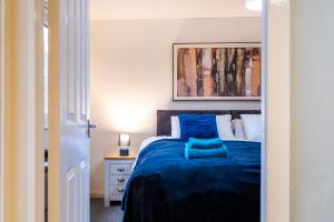 Pitcairn Residence-3Bedroom House-by Holiday Homes