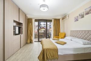 REYNA APART HOTEL