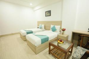 CORPORATE STAYS-Golf Course Road