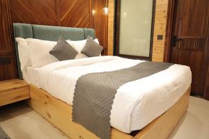 Namaste Corbett Resort and Spa
