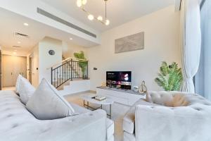 Premium 3 Bedroom Townhouse in DAMAC Lagoons