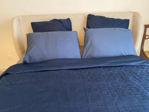 Cosy Nice Promenade des Anglais Beach Apartment parking