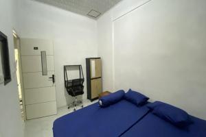 OYO 95038 Khanza Stay