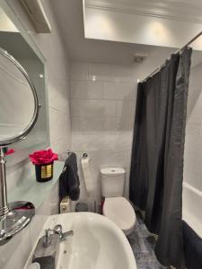 Refurbished 2 bed flat 10mins walk from the sea