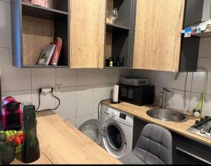 Cozy apartment - quiet and greenery nearby