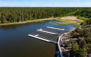 Amazing Apartment In Säffle With Lake View