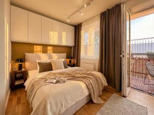 TurnKey I Karlín Square Apartments