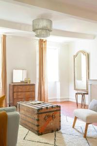 Historic House In The Heart Of Provence