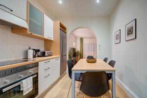 New 3BDR Luxury Seaside Home with Heated Jacuzzi - Best Location in Sliema