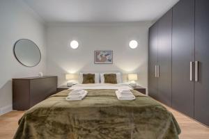 New 3BDR Luxury Seaside Home with Heated Jacuzzi - Best Location in Sliema