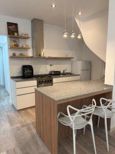 Amplio Depto en Recoleta para 5 Muy Luminoso