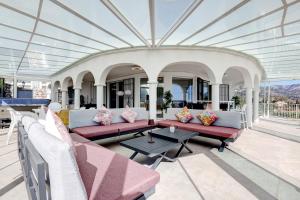 010 Private Villa Vista Verde, with Heated Pool and Hot Tub