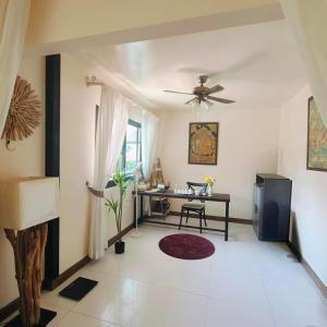 杭东独栋别墅Hangdong Life Villa 4BR Local Living Area